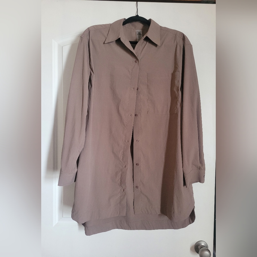 Mono B NWOT Brown/mocha Button-Up Tunic